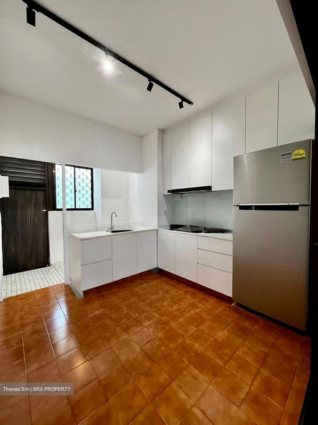 Lakepoint Condominium (D22), Condominium #566025251